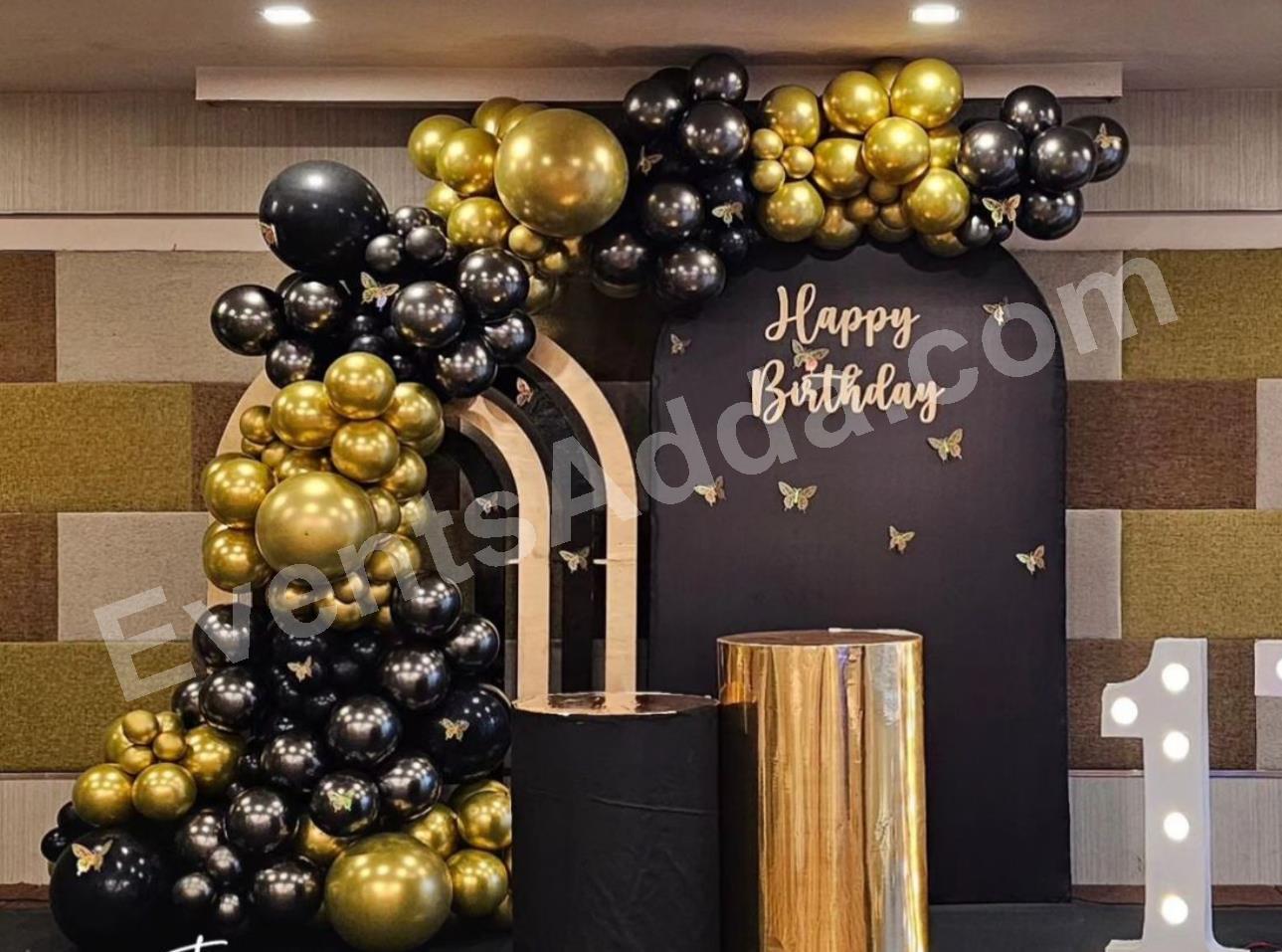 black-and-gold-birthday-balloon-decoration-3.jpg