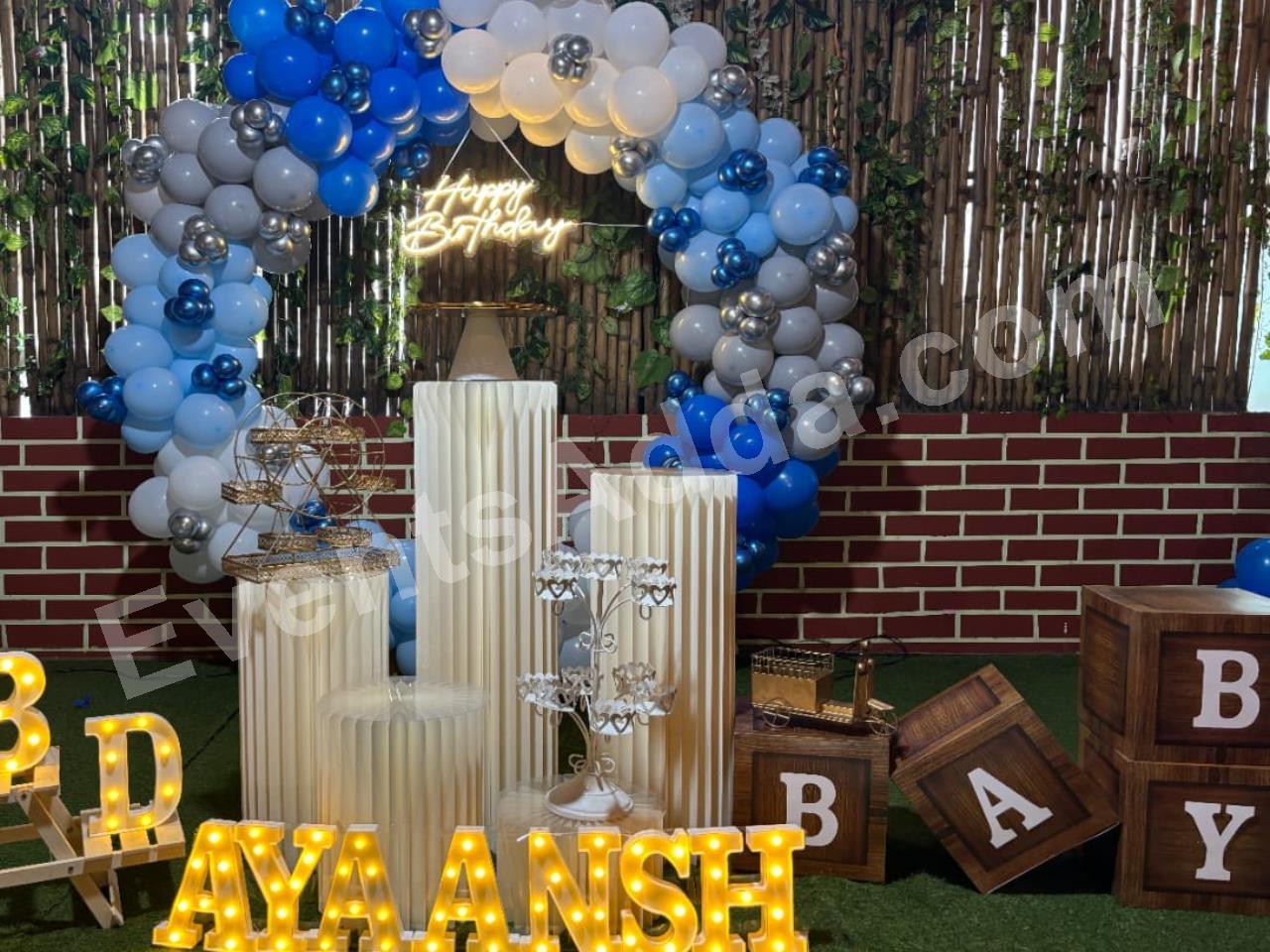 blue-and-silver-birthday-balloon-decoration-4.jpg