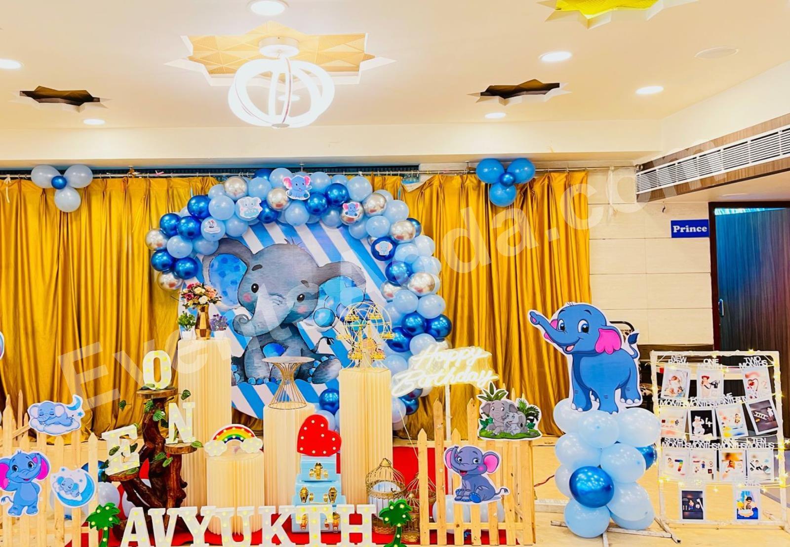blue-elephant-theme-birthday-decoration-4.jpg