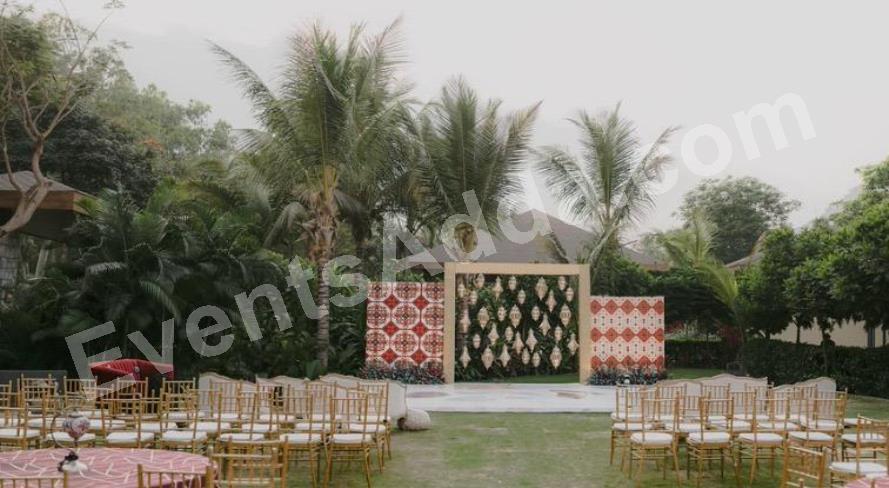 boho-garden-wedding-ceremony-decoration-3.jpg