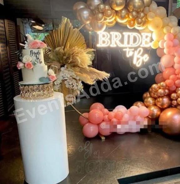 bride-to-be-balloon-ring-decoration-3.jpg
