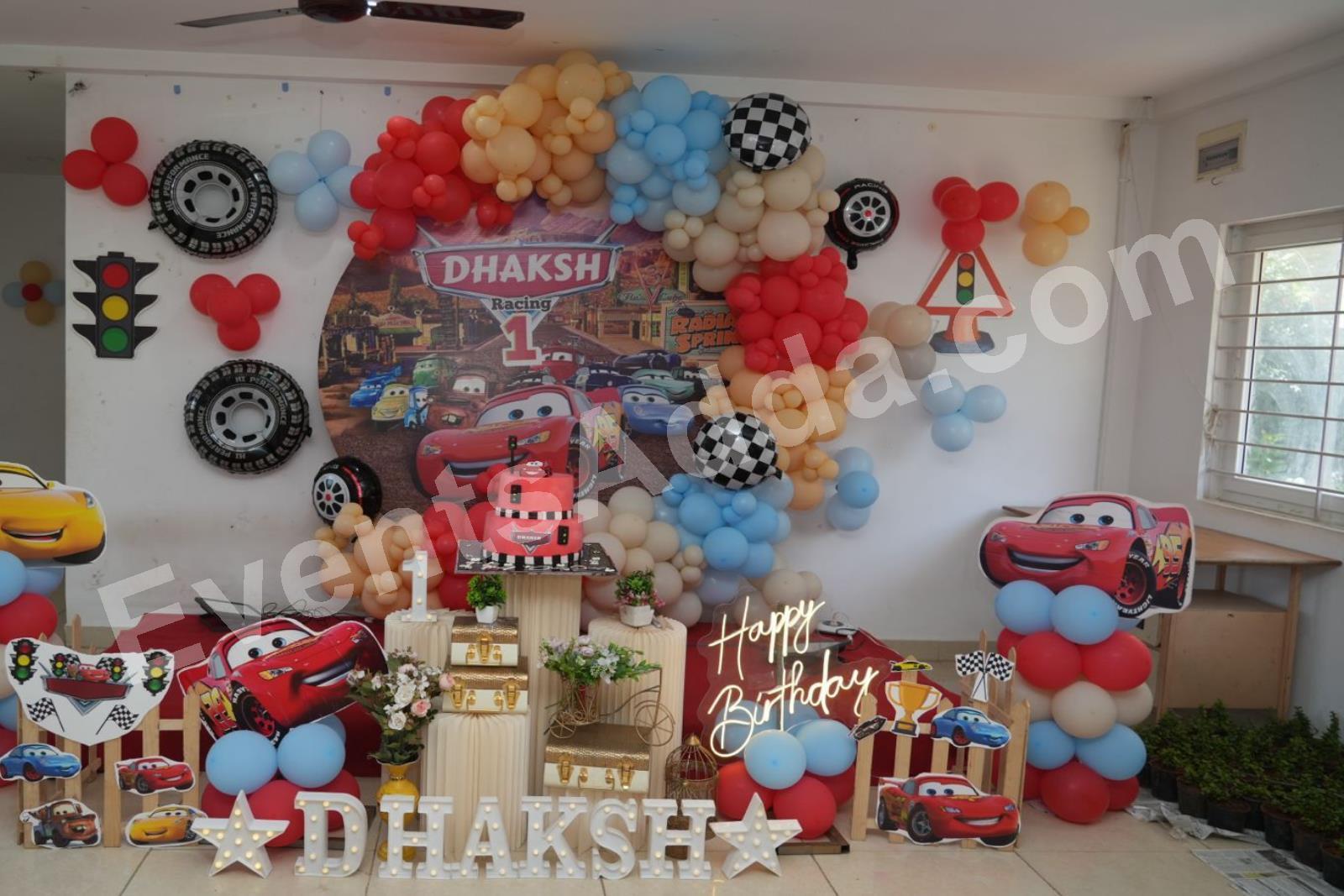 cars-racing-themed-first-birthday-decoration-4.jpg