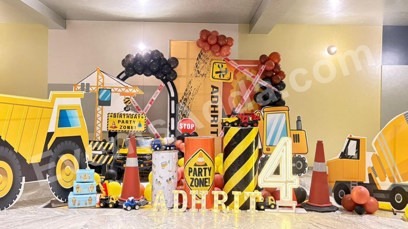 construction-theme-4th-birthday-decoration-2.jpg