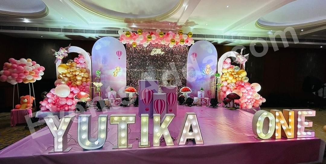 dreamy-hot-air-balloon-first-birthday-decoration Decoration in =Hyderabad