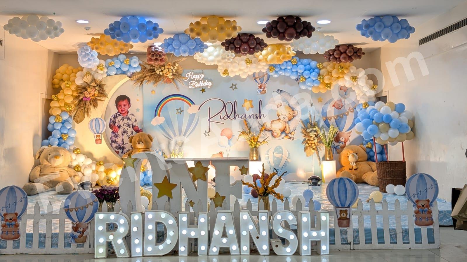 Dreamy Teddy Bear First Birthday Balloon Decoration Decoration in Dubai
