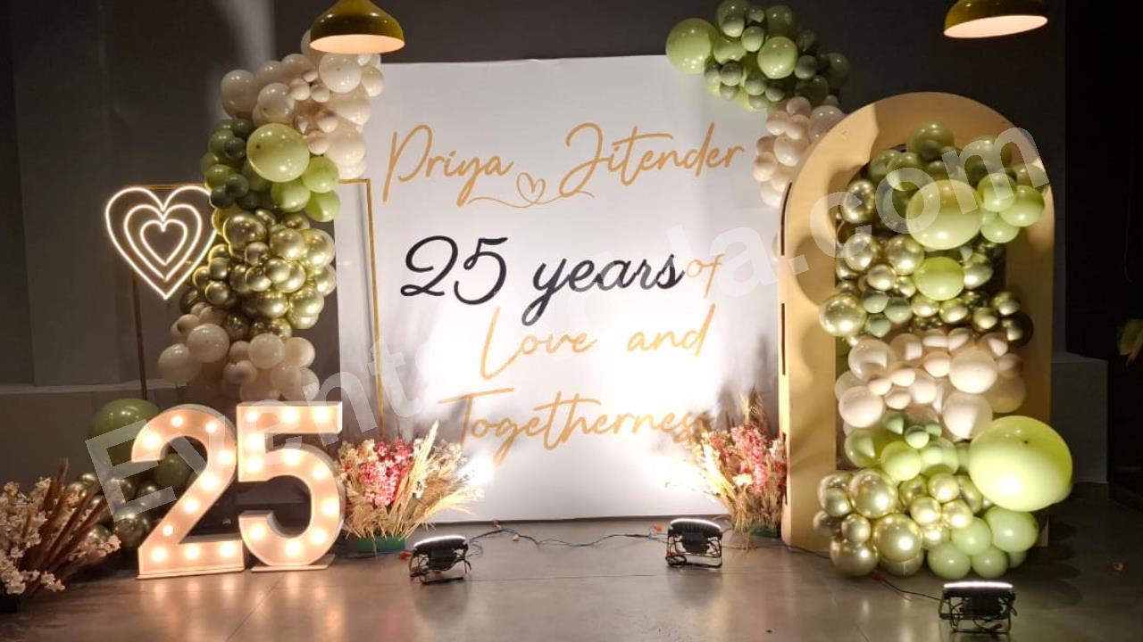 elegant-25th-wedding-anniversary-balloon-decoration-2.jpg