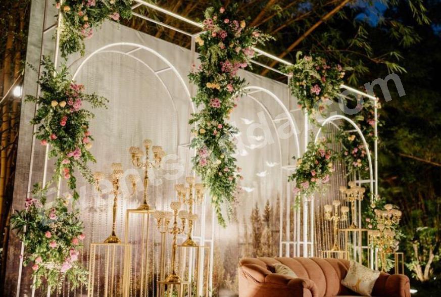 elegant-floral-arch-lounge-decoration-2.jpg