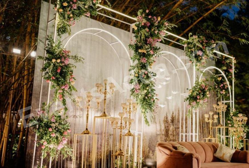 elegant-floral-arch-lounge-decoration-3.jpg