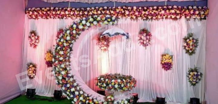 elegant-floral-crescent-moon-swing-decoration-2.jpg