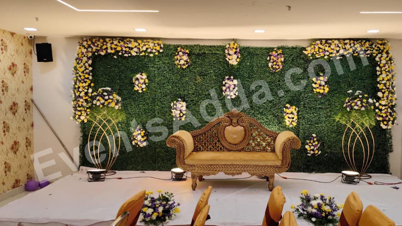 elegant-floral-hedge-backdrop-decoration-3.jpg