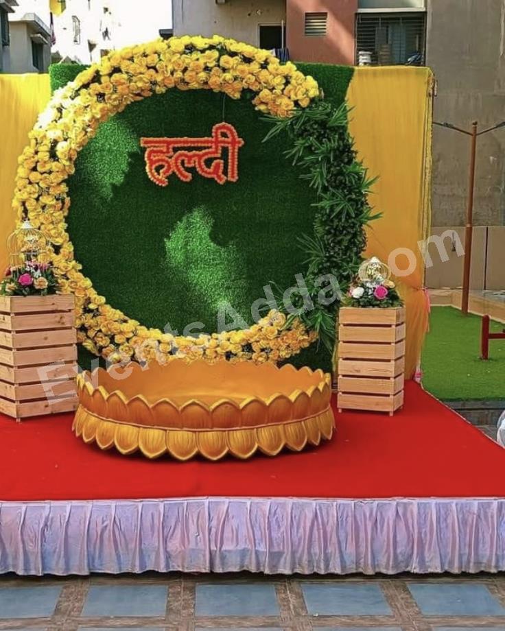elegant-green-and-yellow-floral-haldi-decoration-4.jpg
