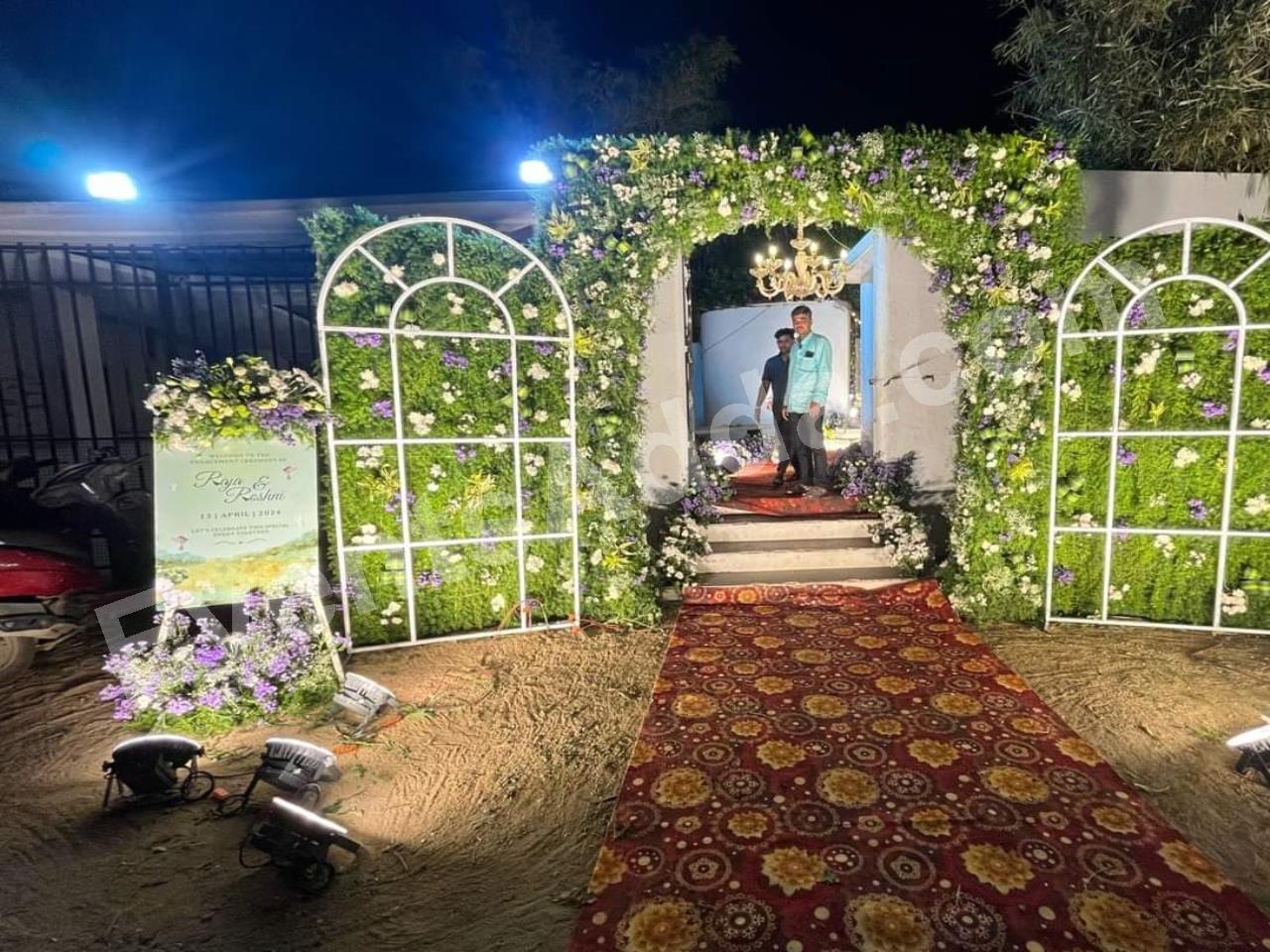 elegant-greenery-floral-entrance-gate-decoration-3.jpg