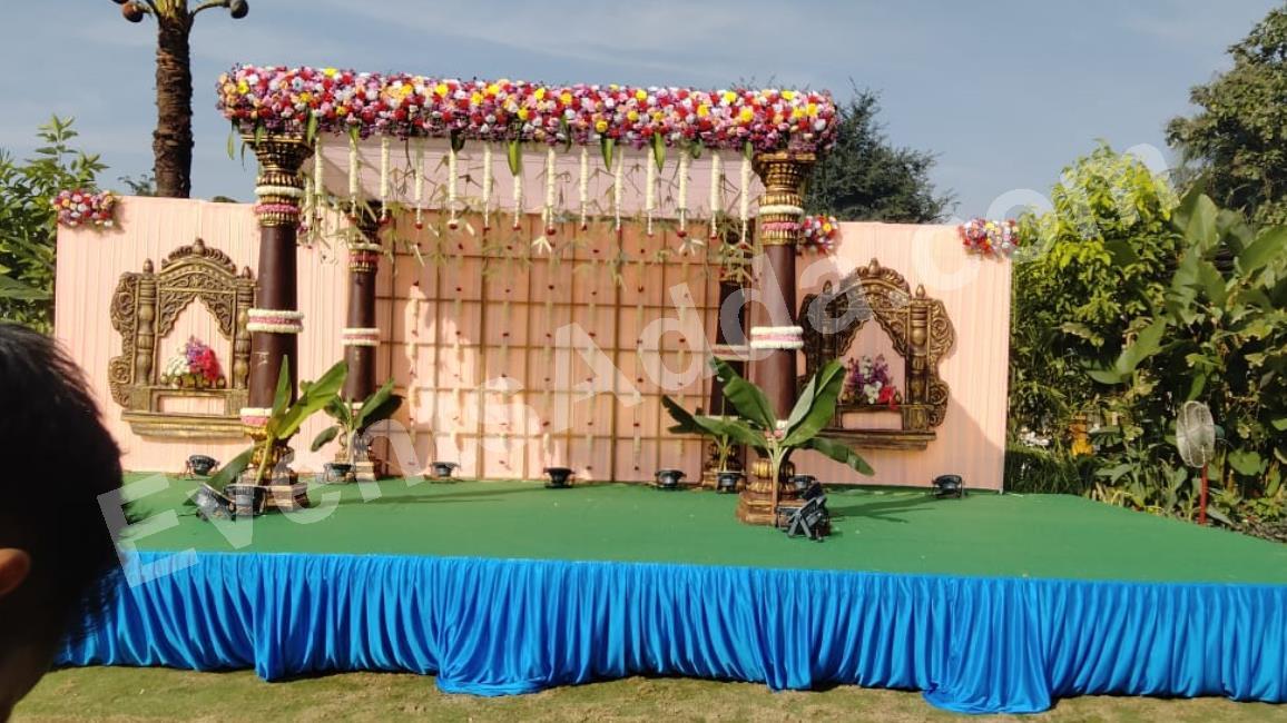 elegant-outdoor-floral-mandap-decoration-2.jpg