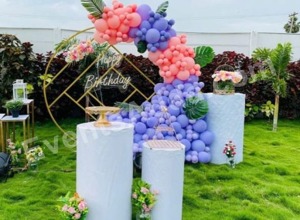 elegant-pastel-balloon-ring-birthday-decoration-4.jpg