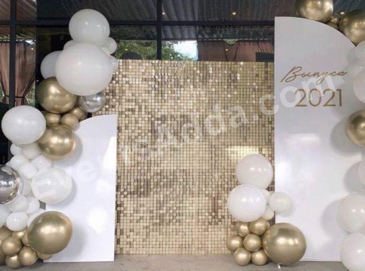 elegant-white--champagne-shimmer-backdrop-decoration-3.jpg