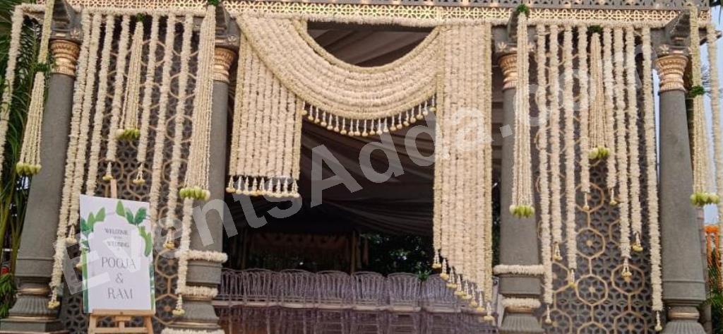 elegant-white-floral-wedding-entrance-decoration-2.jpg