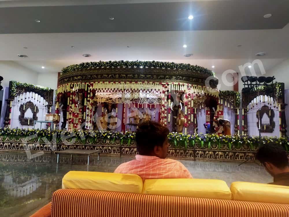 Grand Circular Traditional Wedding Stage Decoration in Hyderabad