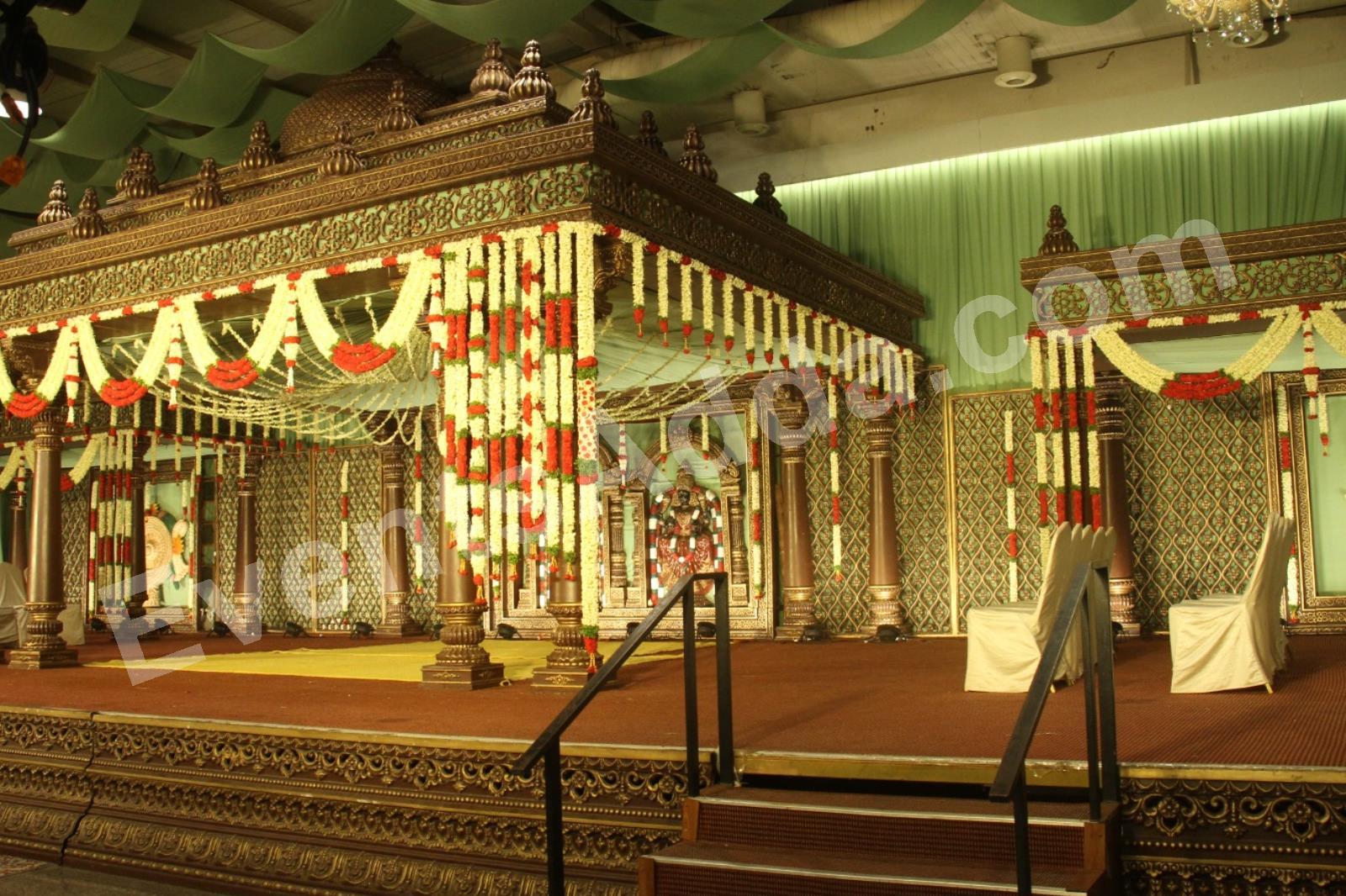 grand-traditional-gold-wedding-mandap-decoration-2.jpg