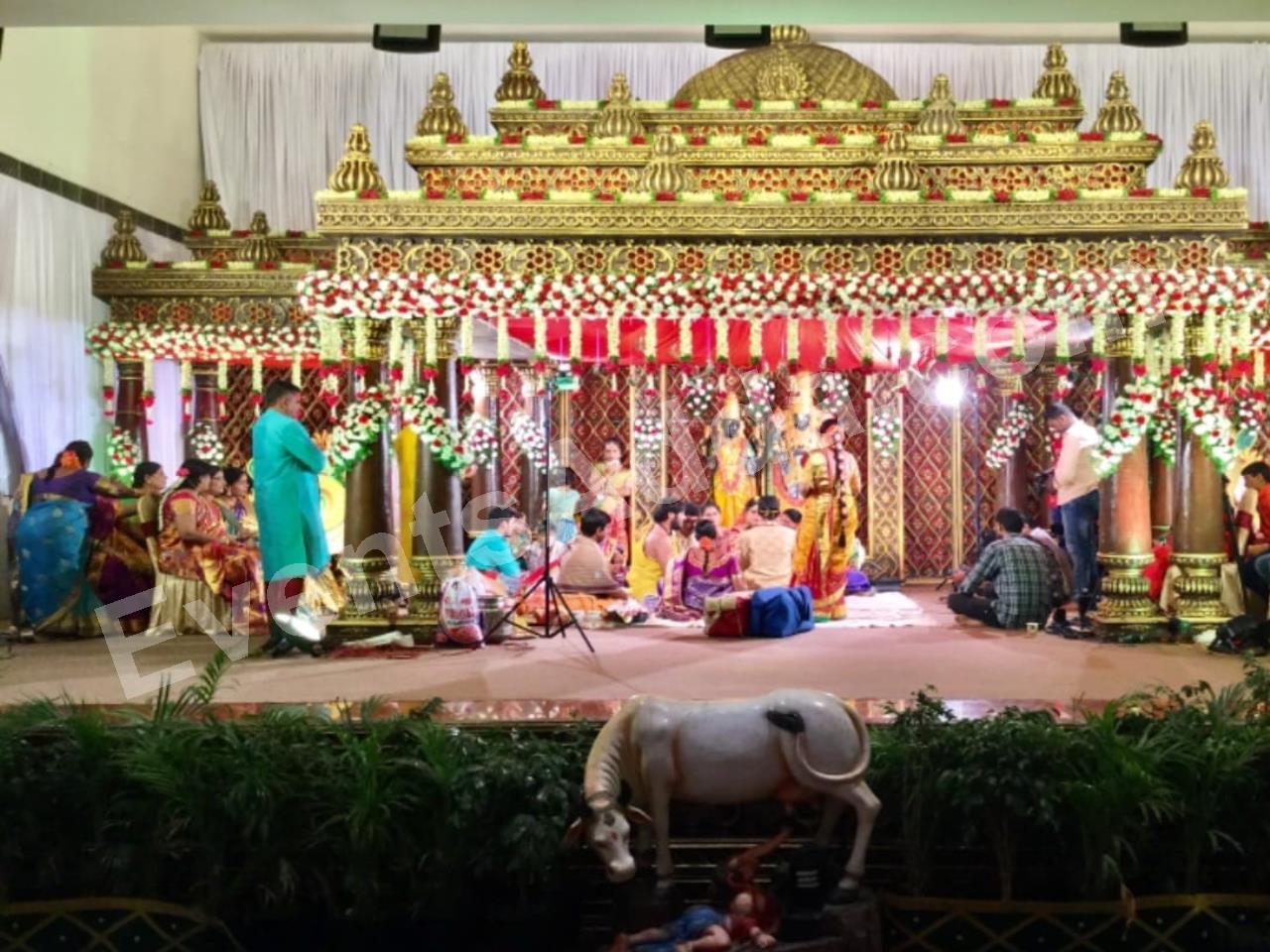grand-traditional-golden-wedding-mandap-decoration-2-3.jpg