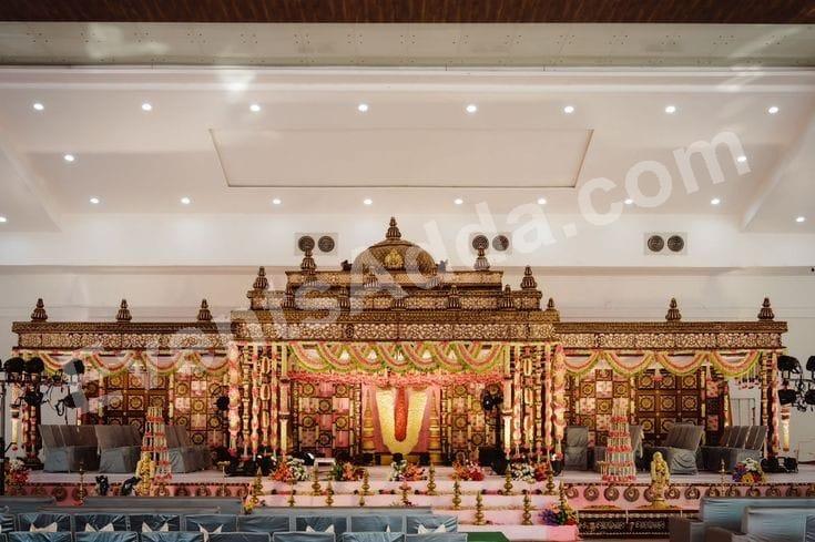 grand-traditional-golden-wedding-mandap-decoration in Ahmedabad