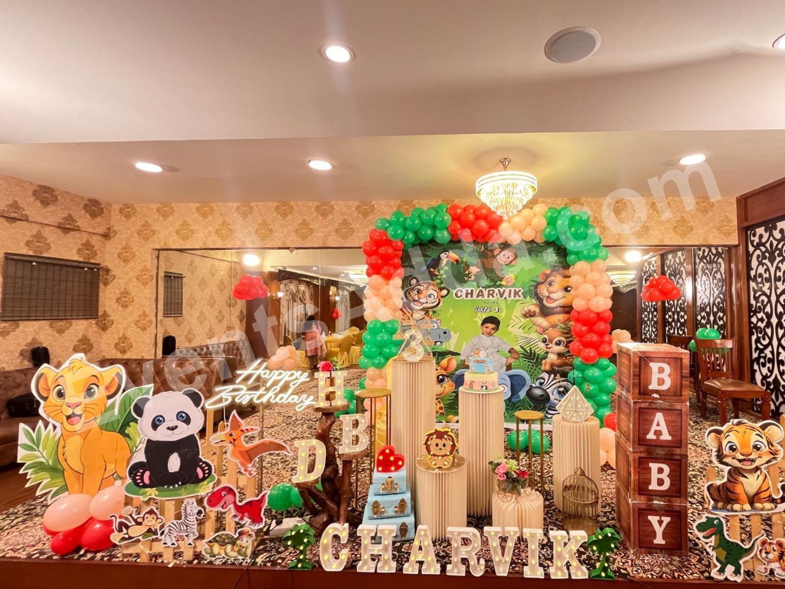 jungle-safari-theme-3rd-birthday-decoration-3.jpg