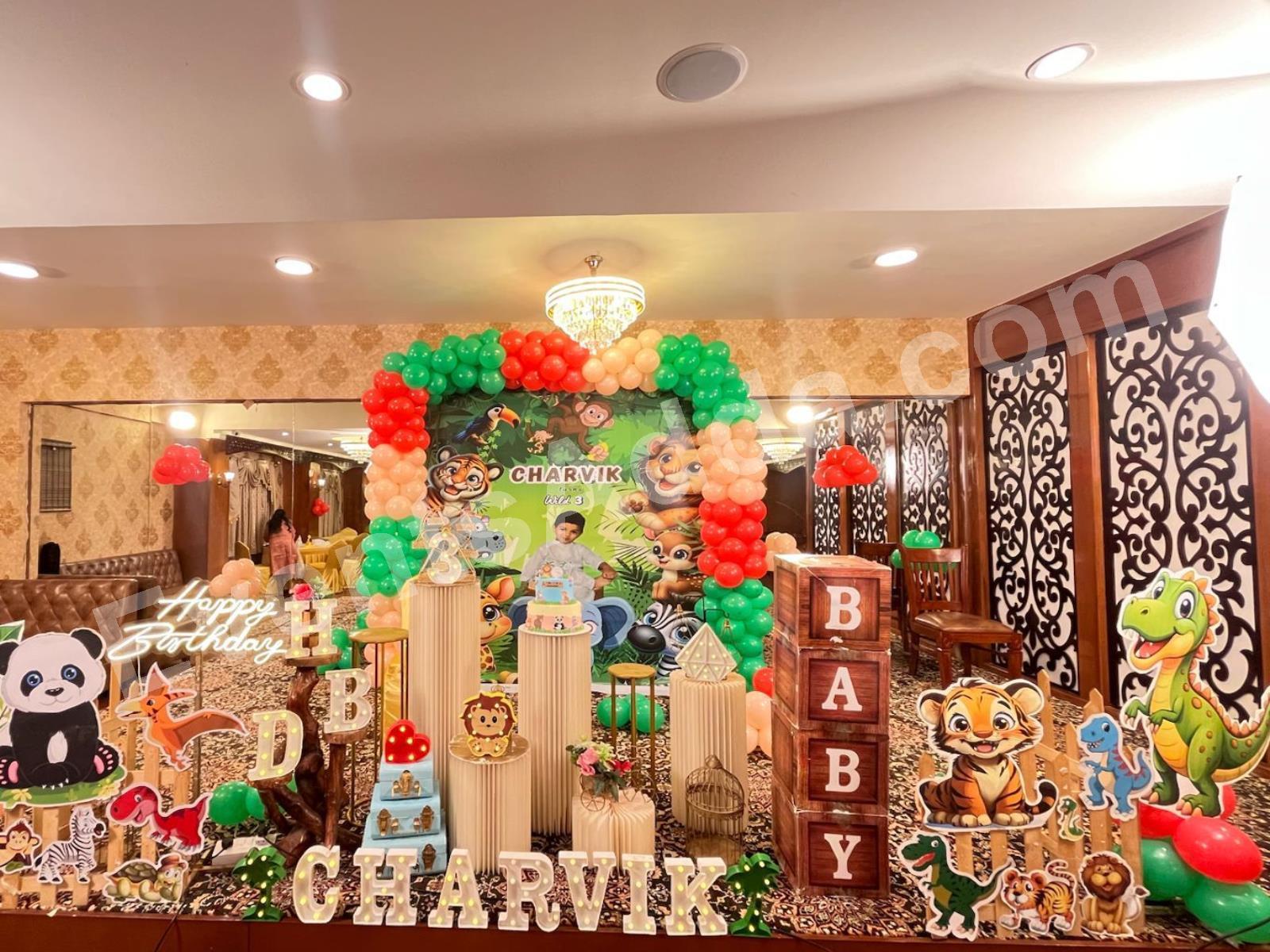 jungle-safari-theme-3rd-birthday-decoration-4.jpg