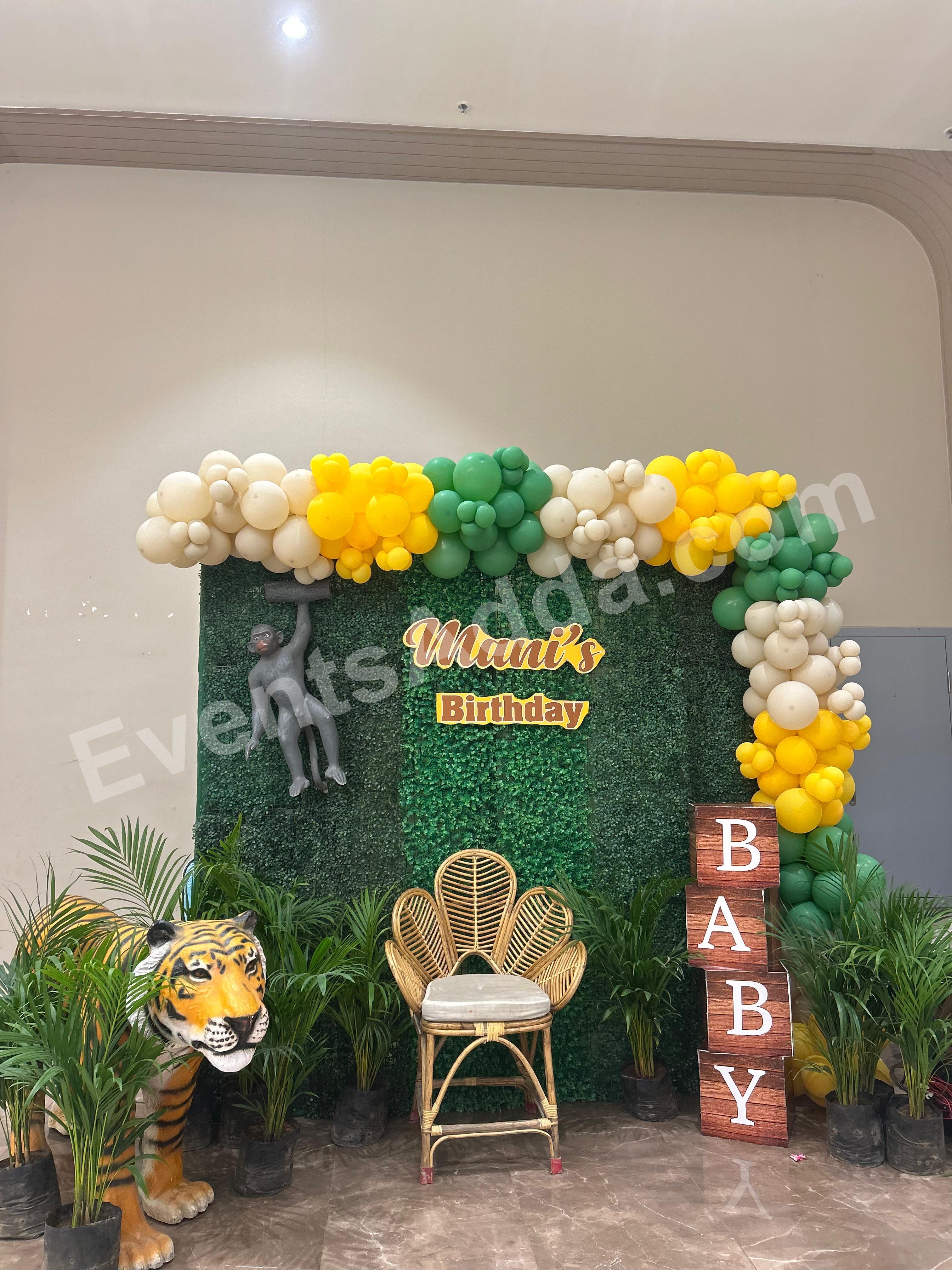 jungle-theme-birthday-backdrop-decoration-with-balloon-arch Decoration in =Hyderabad
