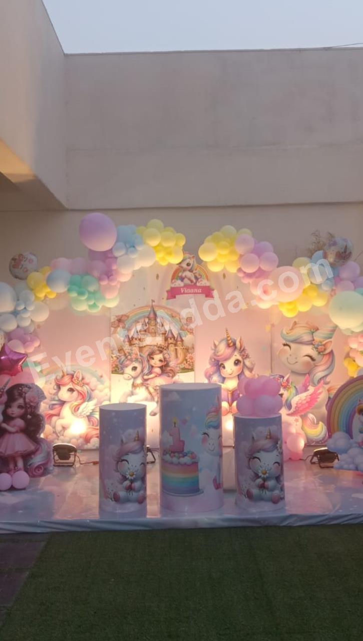 jungle-theme-birthday-decoration-2.jpg