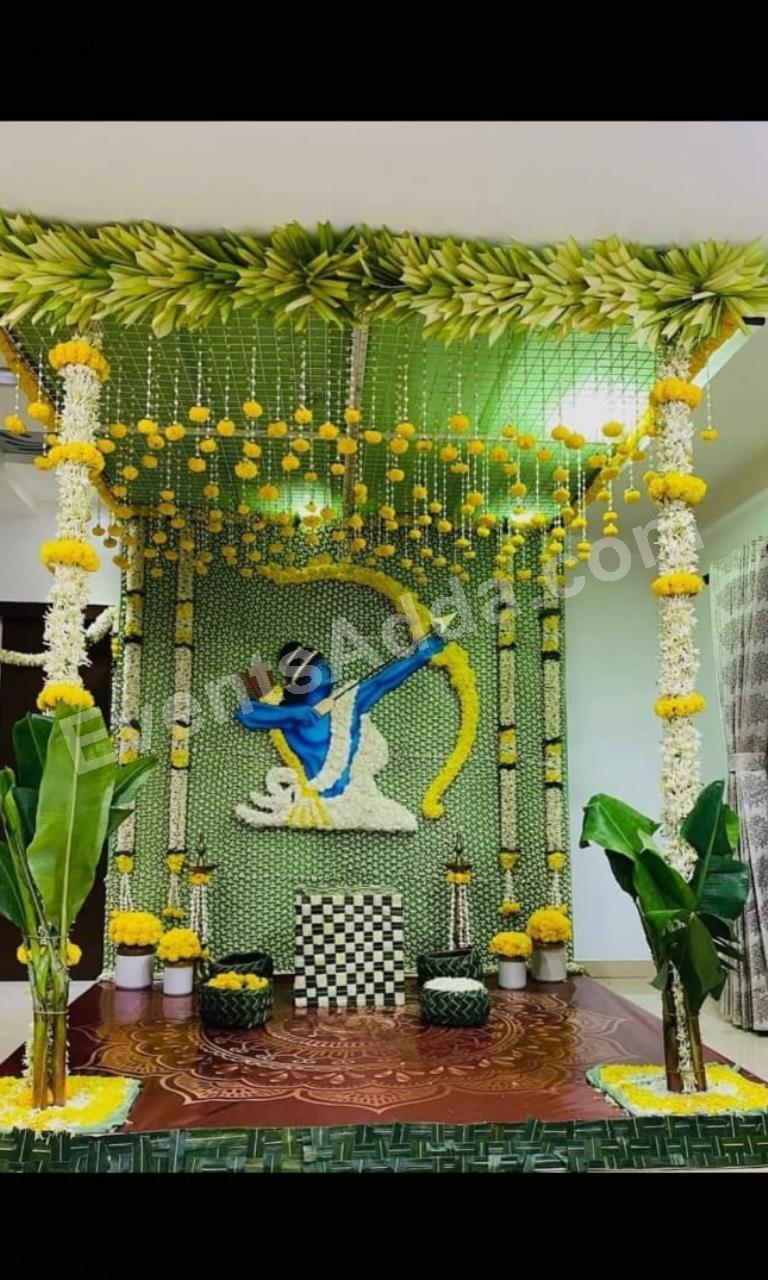 krishna-themed-traditional-flower-decoration-2.jpg