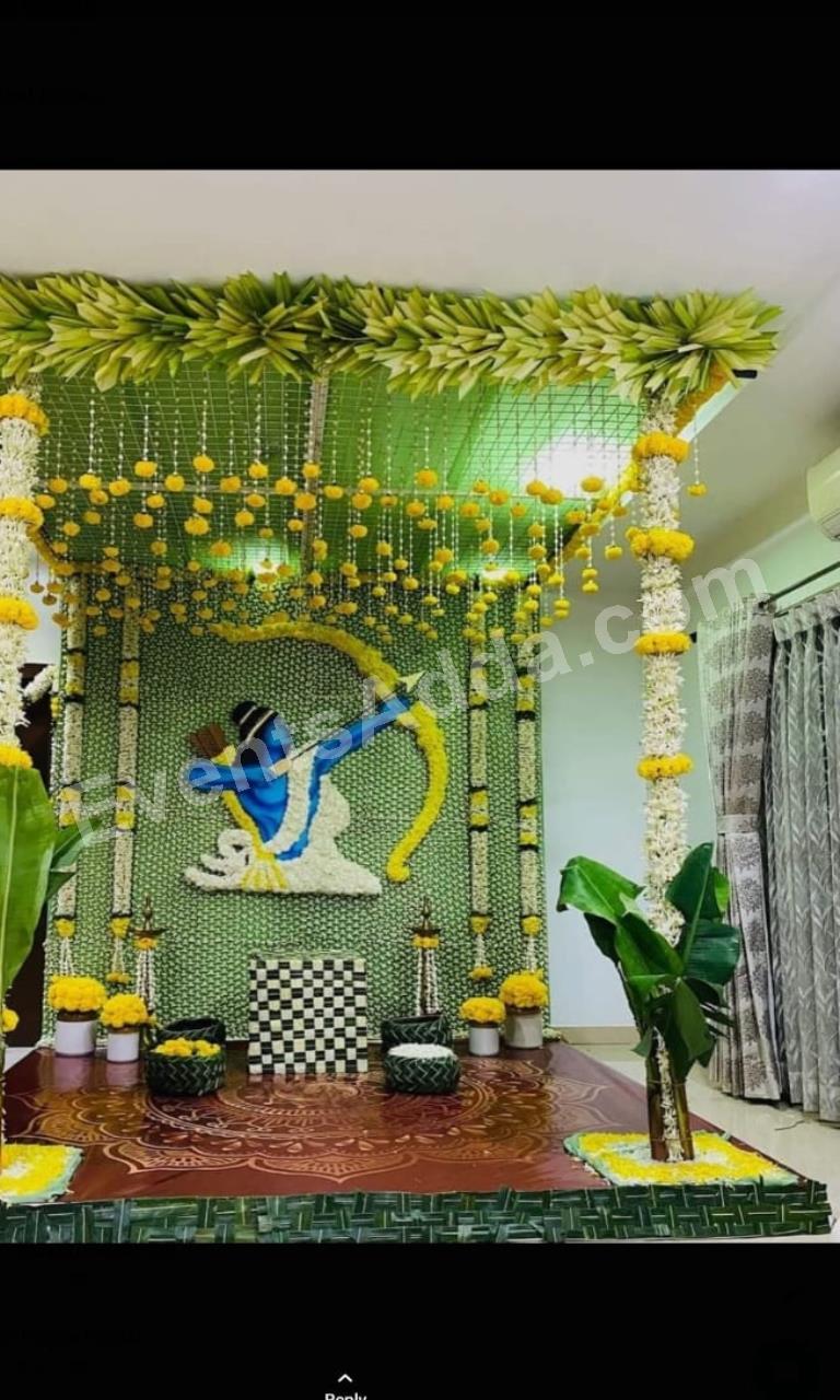 krishna-themed-traditional-flower-decoration-4.jpg