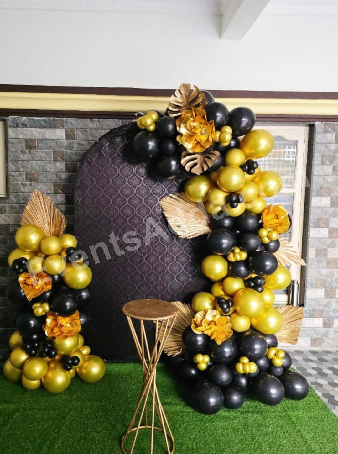 luxury-black-and-gold-balloon-birthday-decoration-4.jpg