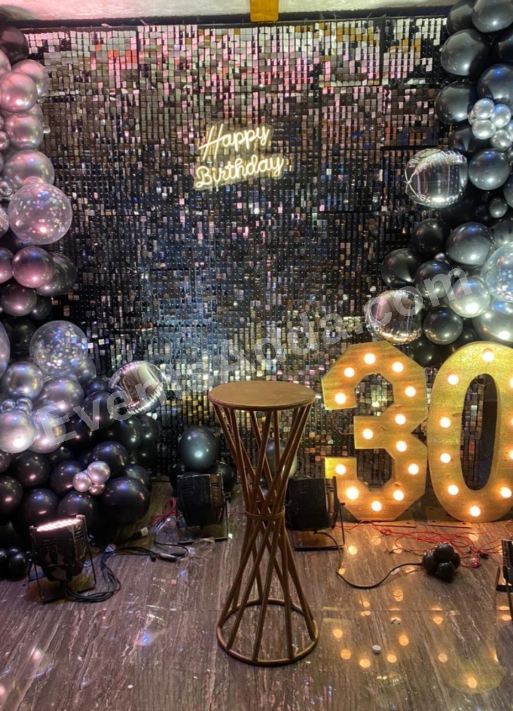 luxury-black-silver-shimmer-30th-birthday-decoration-2.jpg