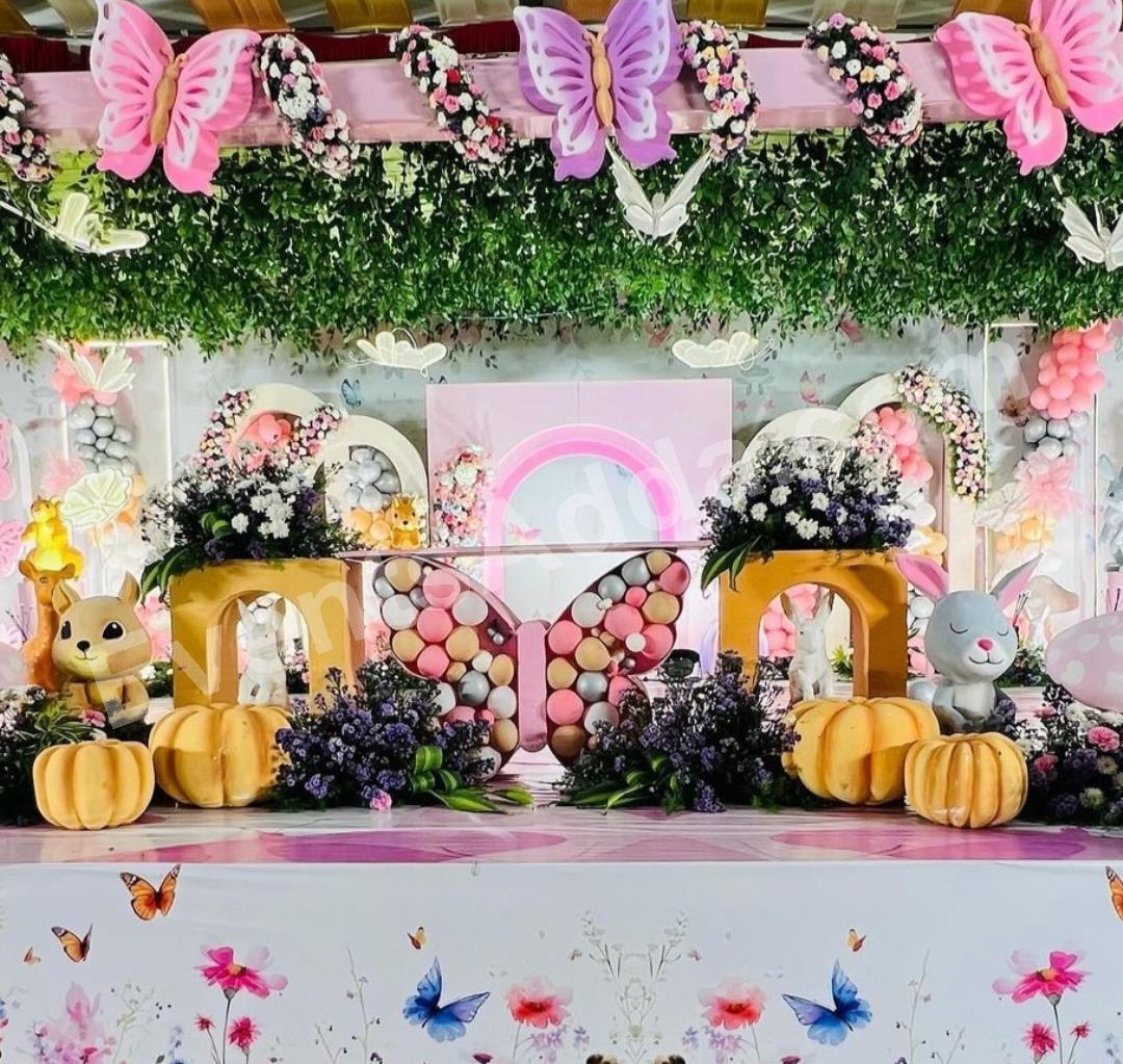 luxury-butterfly-garden-wonderland-birthday-decoration-2.jpg