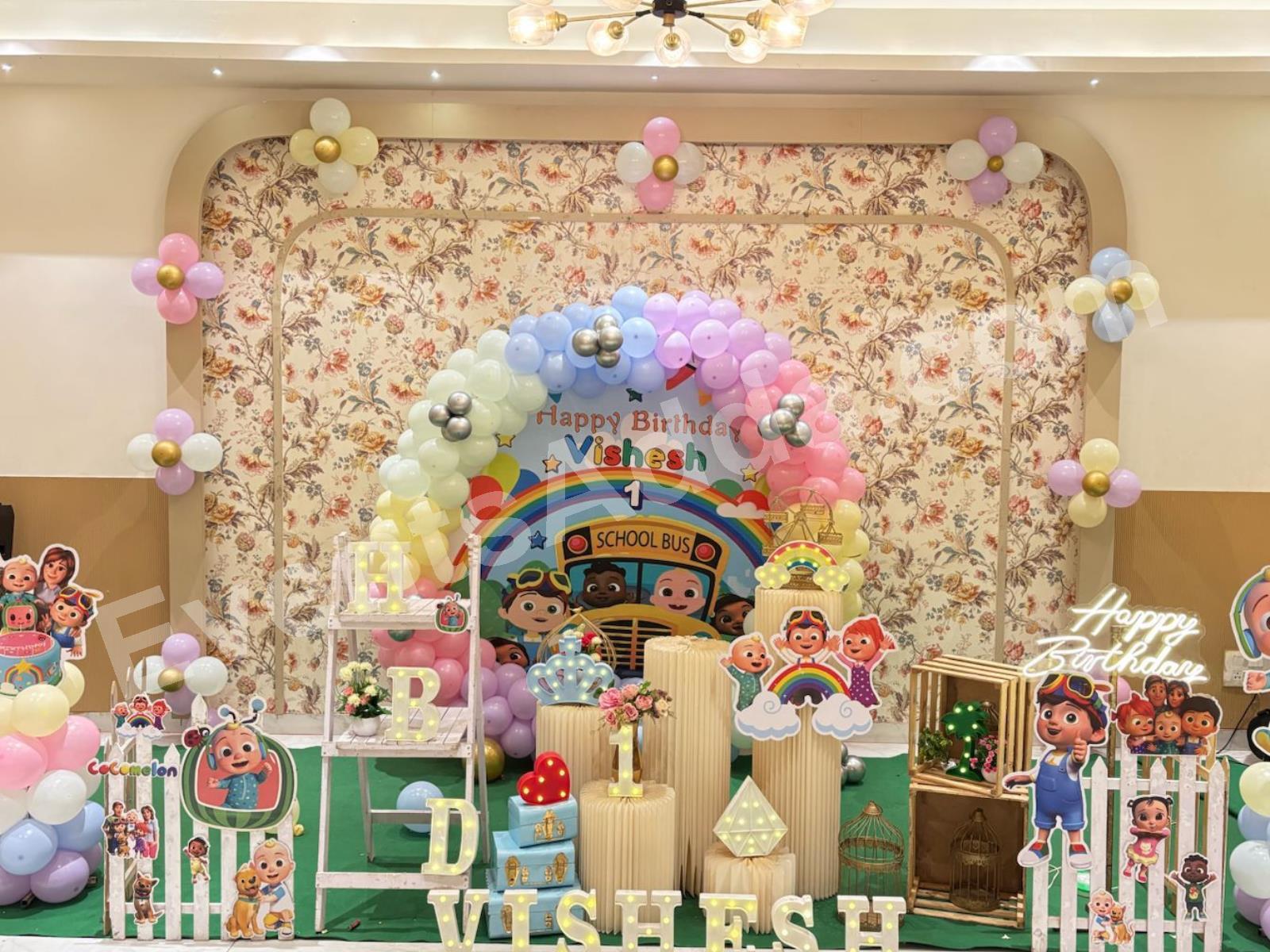 luxury-cocomelon-first-birthday-decoration-2.jpg