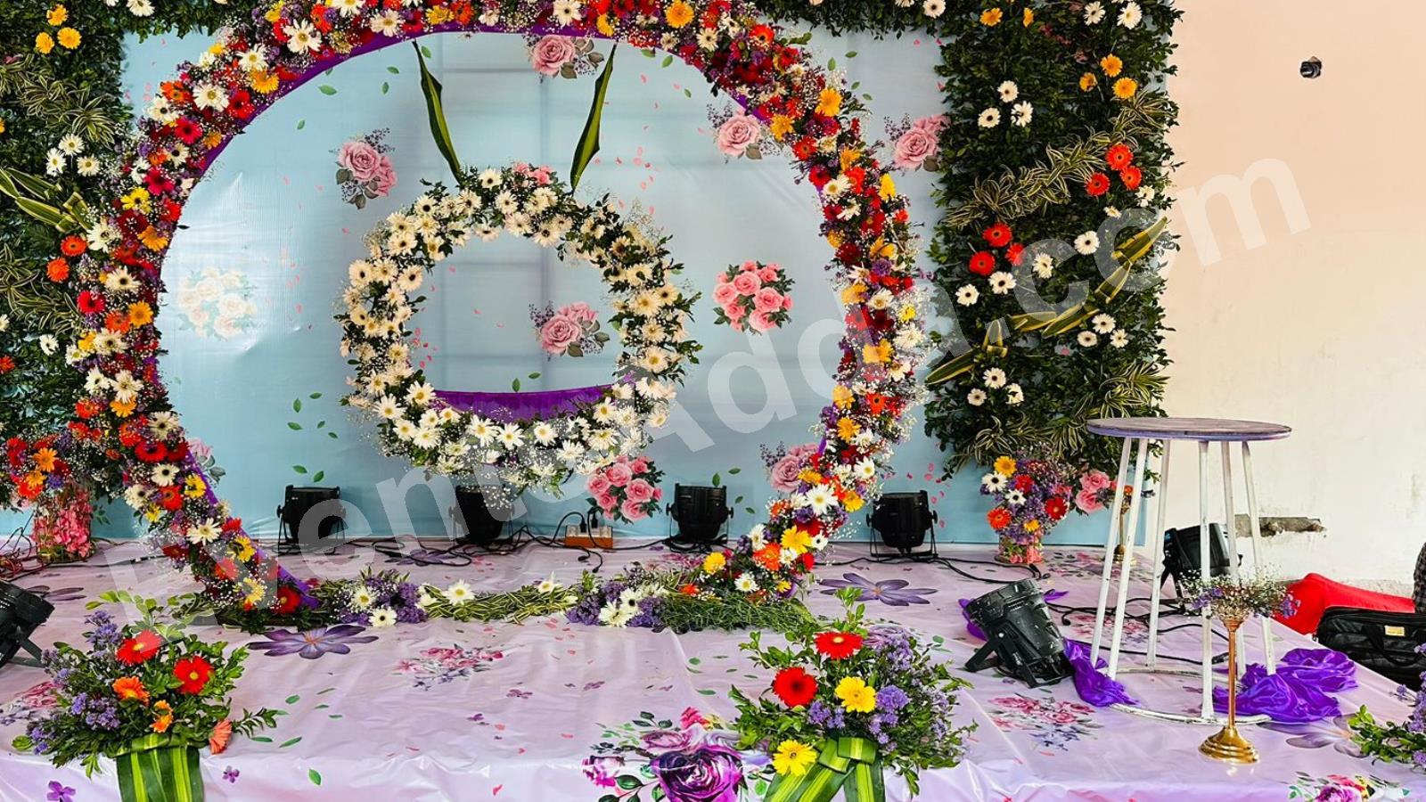 luxury-double-floral-ring-cradle-ceremony-decoration-4.jpg