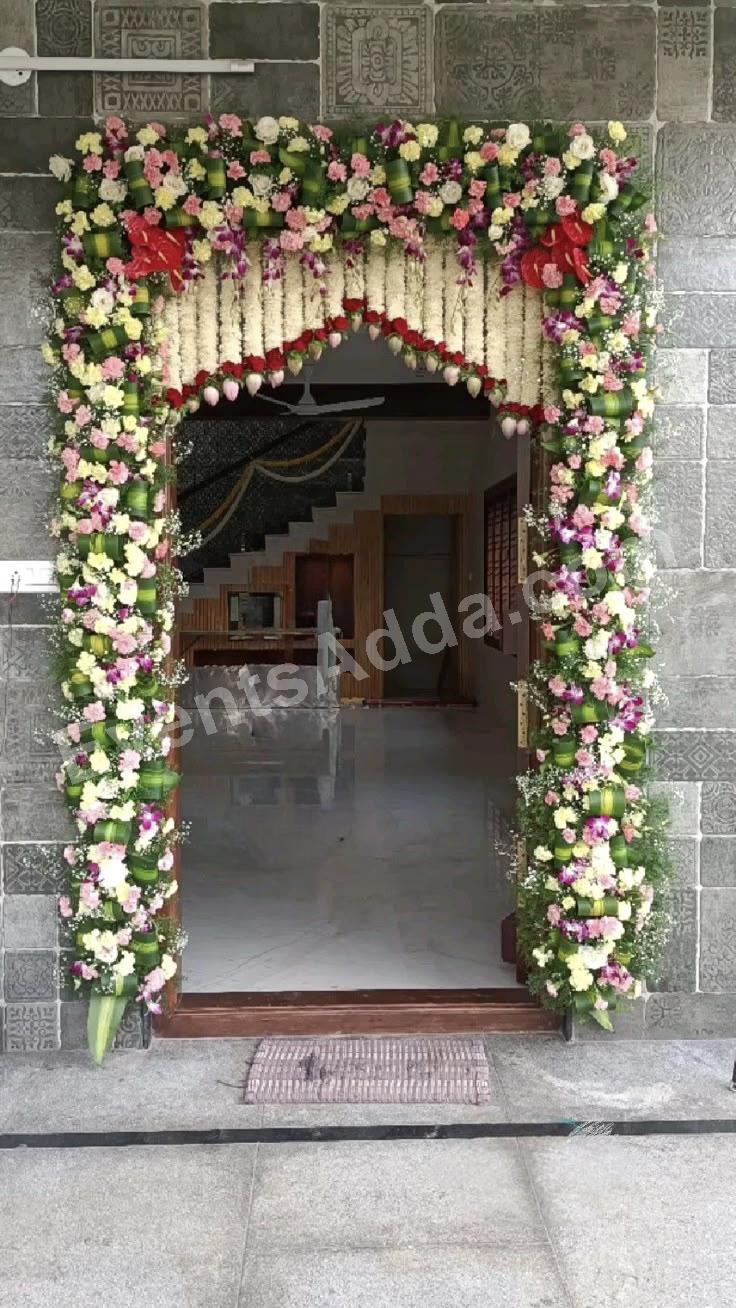 Luxury Fresh Floral Door Entrance Decoration with Jasmine Curtains Decoration in Jaipur