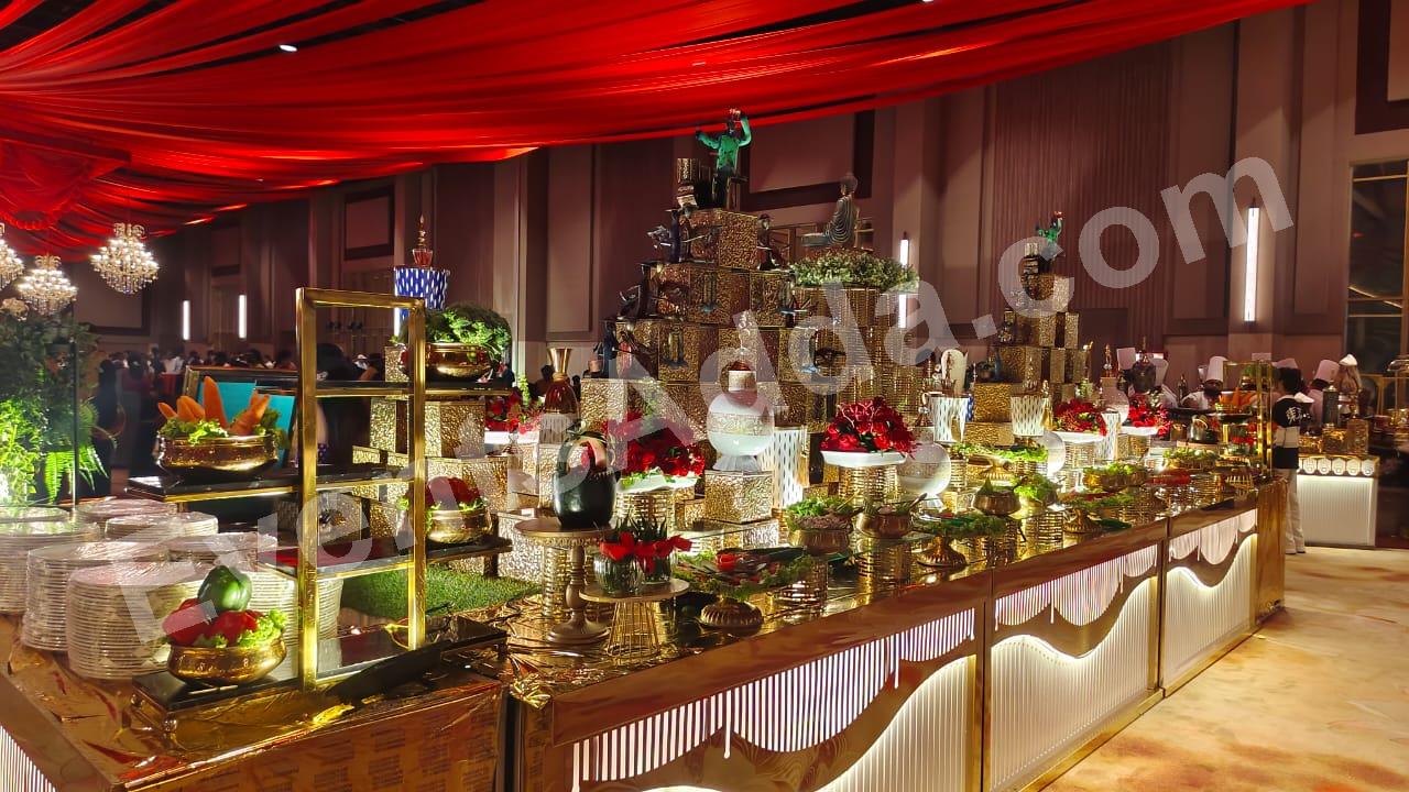 luxury-gold-buffet-table-decoration-with-red-draping Decoration in udaipur