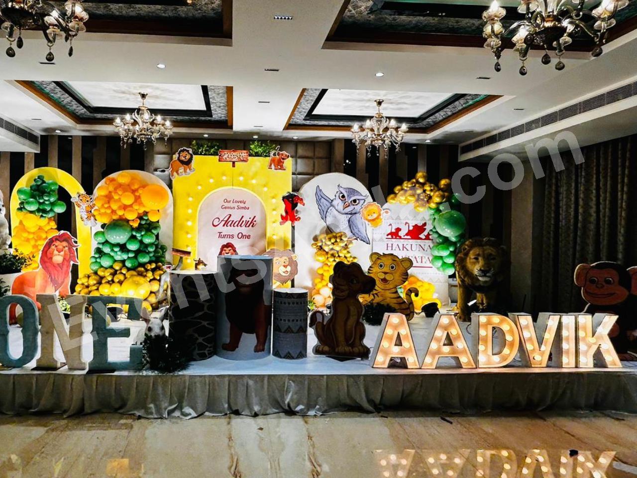luxury-lion-king-first-birthday-theme-decoration-4.jpg