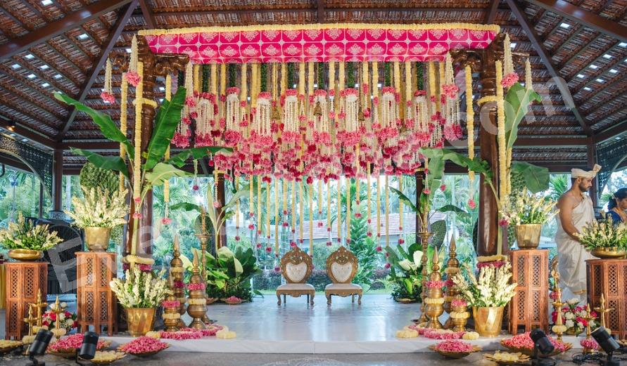 luxury-royal-floral-wedding-mandap-decoration in Kolkata