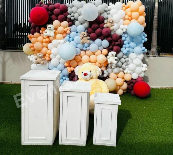 luxury-teddy-bear-balloon-backdrop-decoration in Dubai