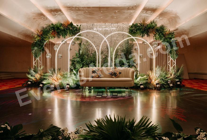 luxury-tropical-led-arch-reception-decoration in Kolkata
