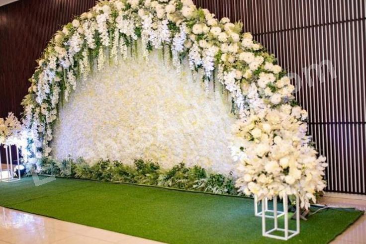 luxury-white-floral-arch-backdrop-decoration-4.jpg