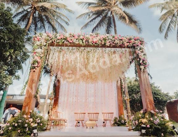 luxury-wooden-floral-wedding-mandap-decoration in Kolkata
