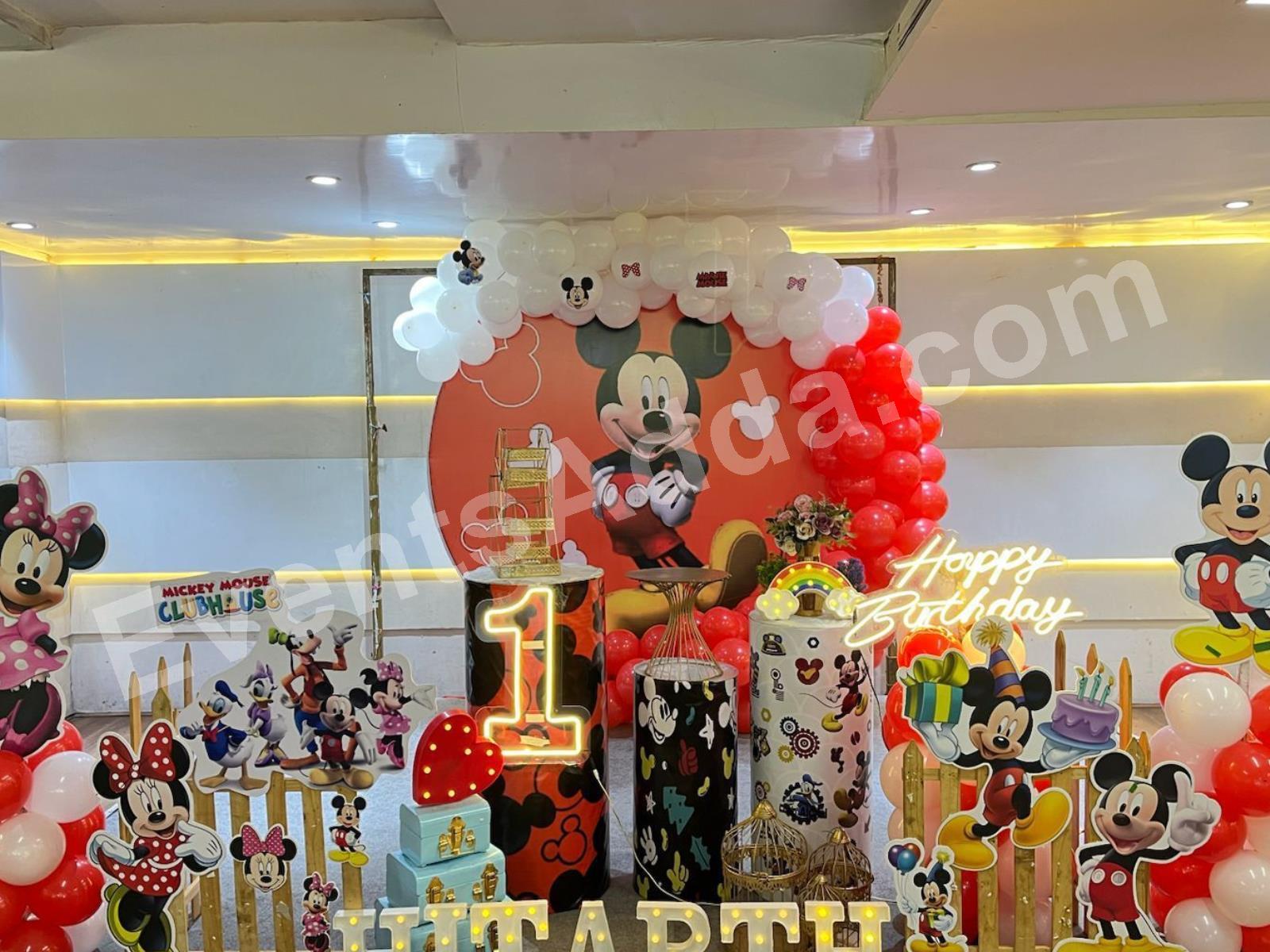 mickey-mouse-first-birthday-decoration-2.jpg