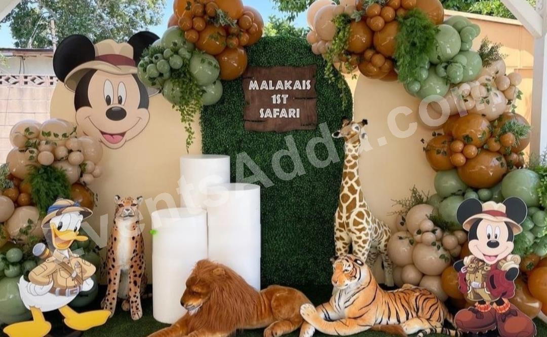 mickey-safari-adventure-birthday-decoration-2.jpg