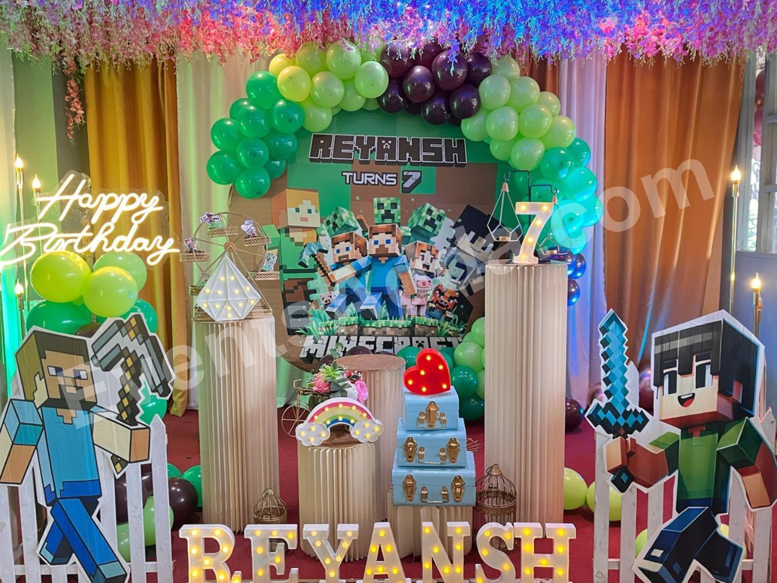 minecraft-theme-birthday-decoration-2.jpg