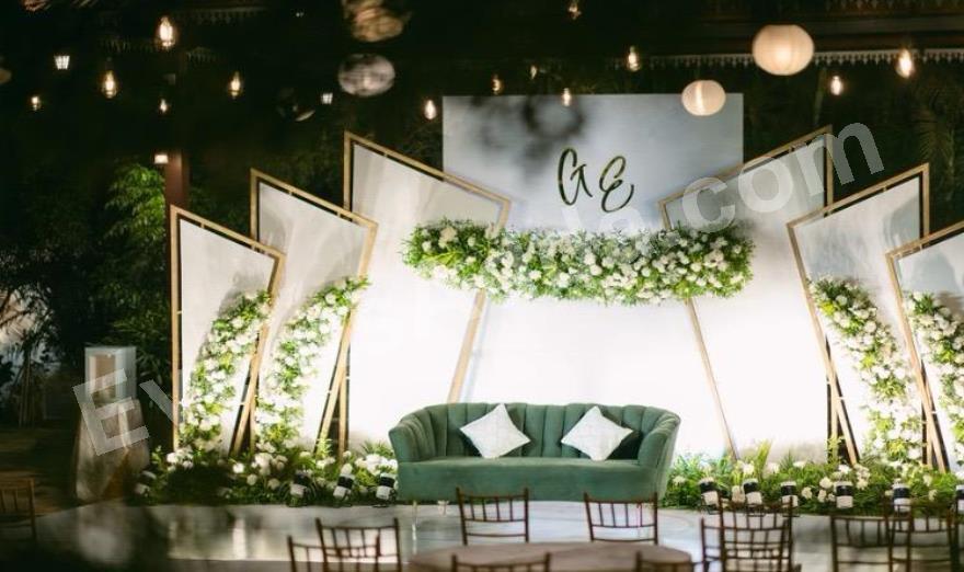 modern-luxe-floral-lounge-decoration-3.jpg