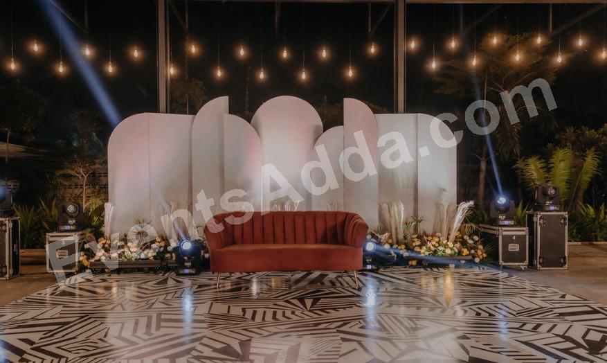 modern-minimalist-reception-stage-decoration in Kolkata