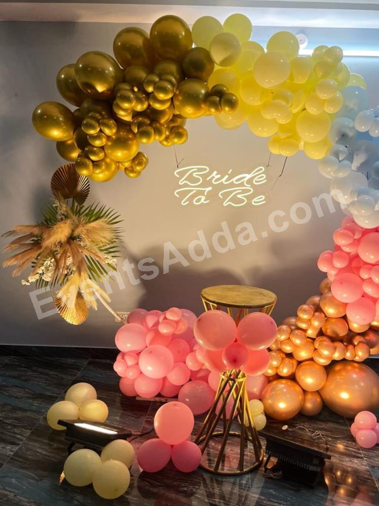 pastel-bride-to-be-balloon-ring-decoration-3.jpg