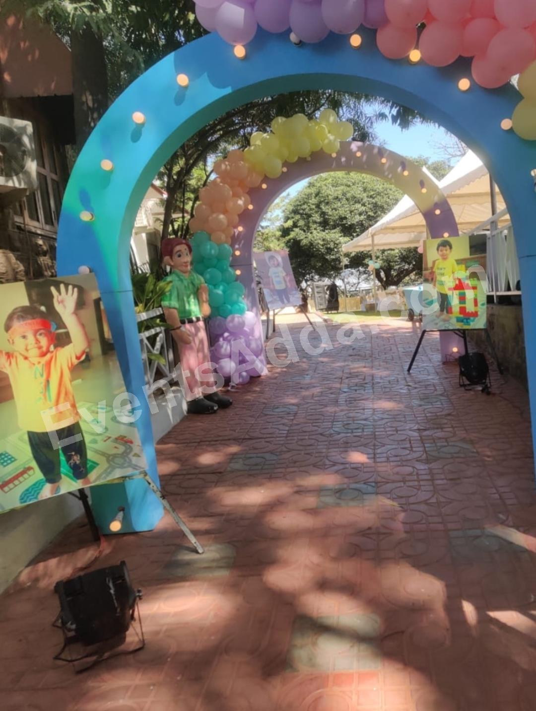 pastel-carnival-entrance-arch-decoration-3.jpg